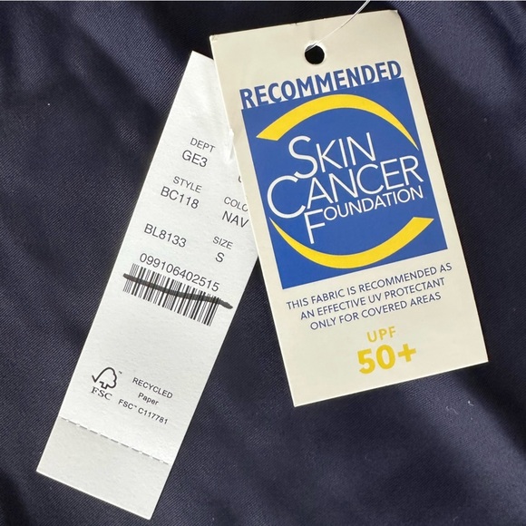 NEW J. CREW Active long-sleeve rash guard in navy blue UPF 50+ size small - Picture 9 of 10